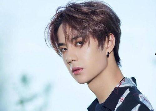 圈内人士爆料程潇王一博,粉丝直呼“神仙眷侣” 第1张 圈内人士爆料程潇王一博,粉丝直呼“神仙眷侣” 第1张